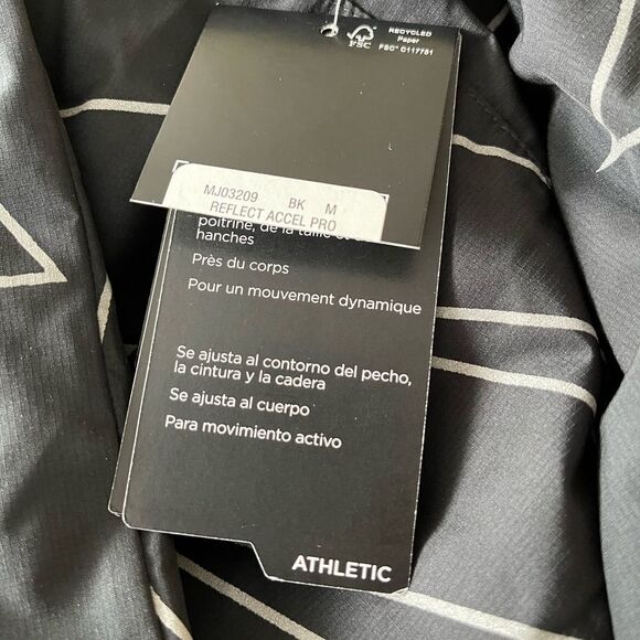 NEW BALANCE Mens Reflect Accelerate Jacket Top Black Sports Running Full Zip NEW - Picture 7 of 7